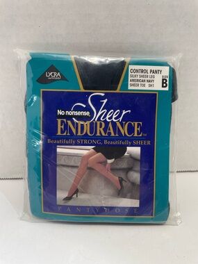 No Nonsense Sheer Endurance Pantyhose, Size B, NIP, Navy